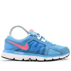 WOMENS 11.5 DUALFUSION ST2 nike RUNNING SHOES